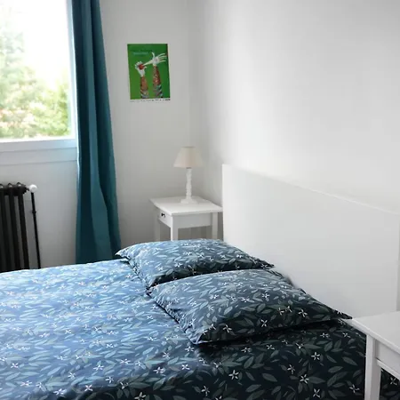 Apartman Charming 3-rooms With Balcony *